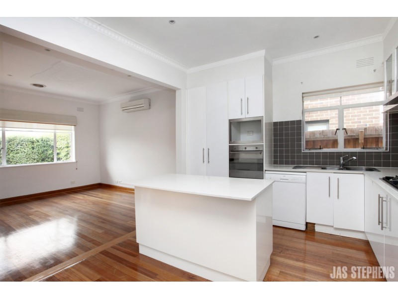 18 Andrews Street, Spotswood VIC 3015