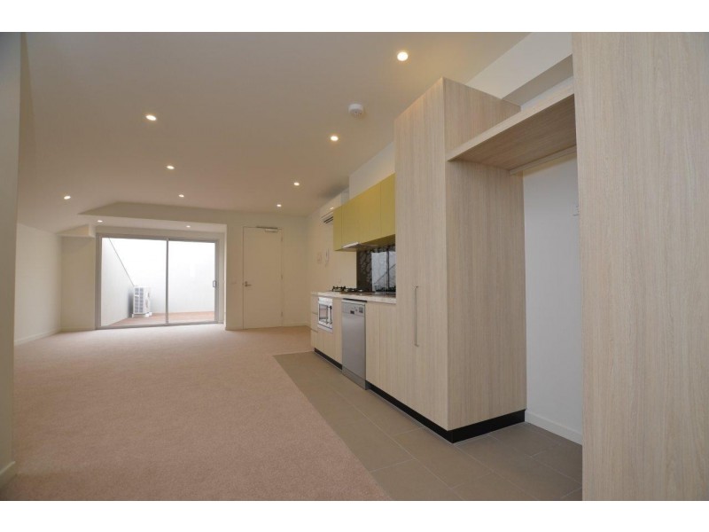 203/64 Cross Street, Footscray VIC 3011