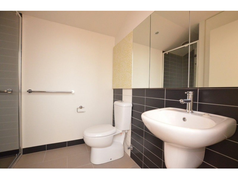 203/64 Cross Street, Footscray VIC 3011
