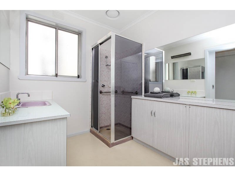 13 George Street, Spotswood VIC 3015