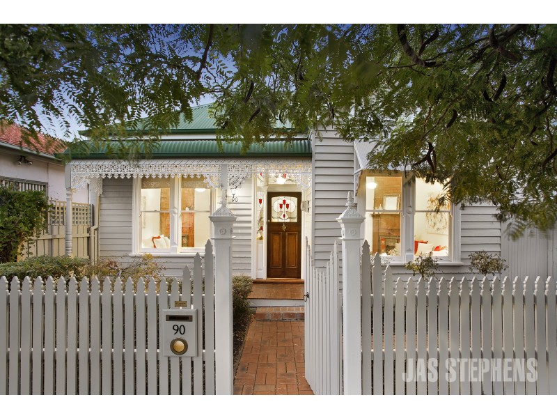 90 Queensville Street, Kingsville VIC 3012