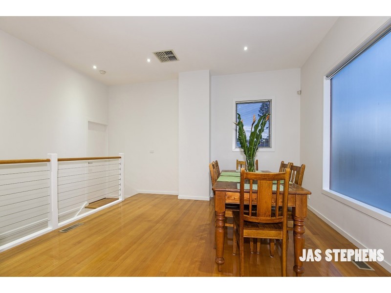 1/9 Bell Street, Seddon VIC 3011