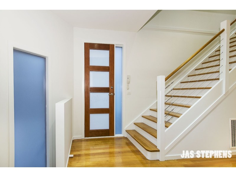 1/9 Bell Street, Seddon VIC 3011