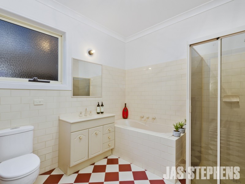 4 Johnson Street, Footscray VIC 3011