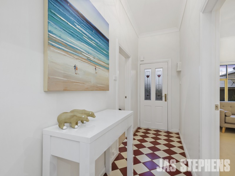 4 Johnson Street, Footscray VIC 3011