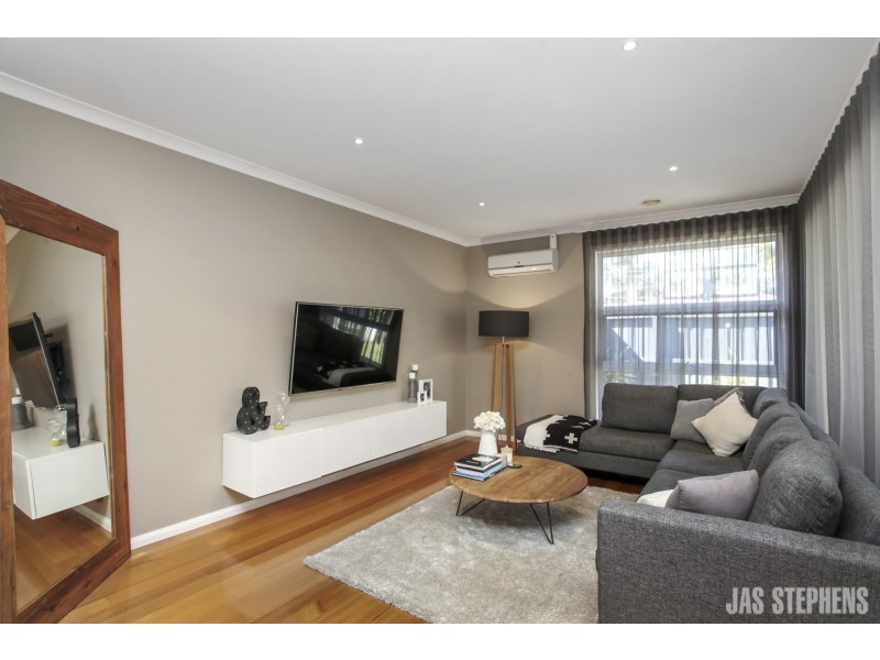 82 Gordon Street, Newport VIC 3015