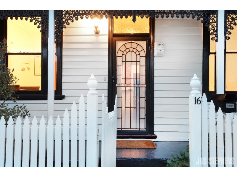 16 Margaret Street, Seddon VIC 3011