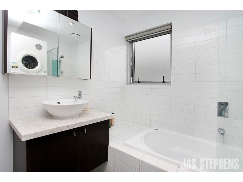703/250 Barkly Street, Footscray VIC 3011