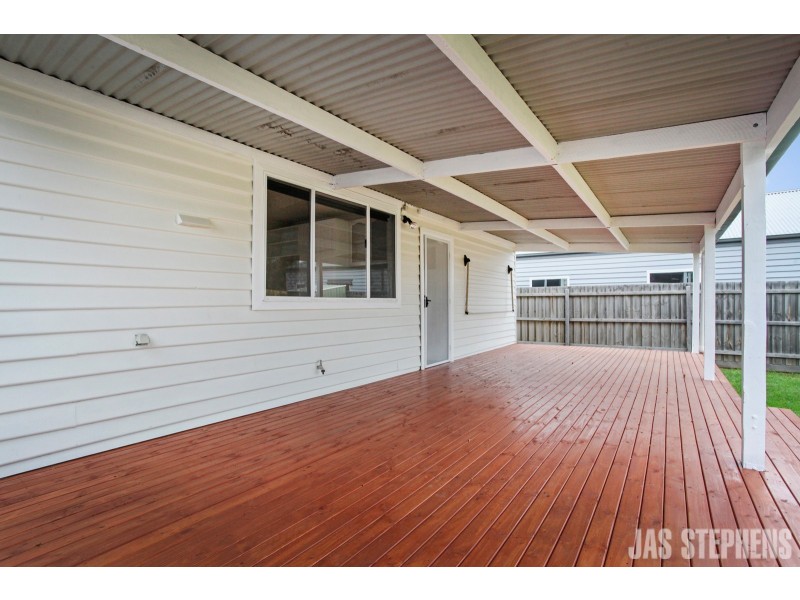15 Couch Street, Sunshine VIC 3020