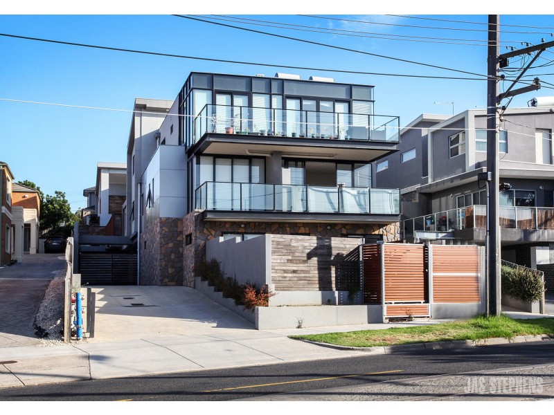 1/125 Raleigh Road, Maribyrnong VIC 3032