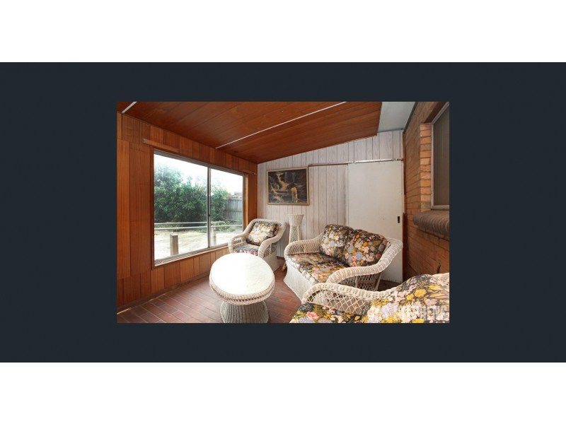 14 Vernon Street, South Kingsville VIC 3015