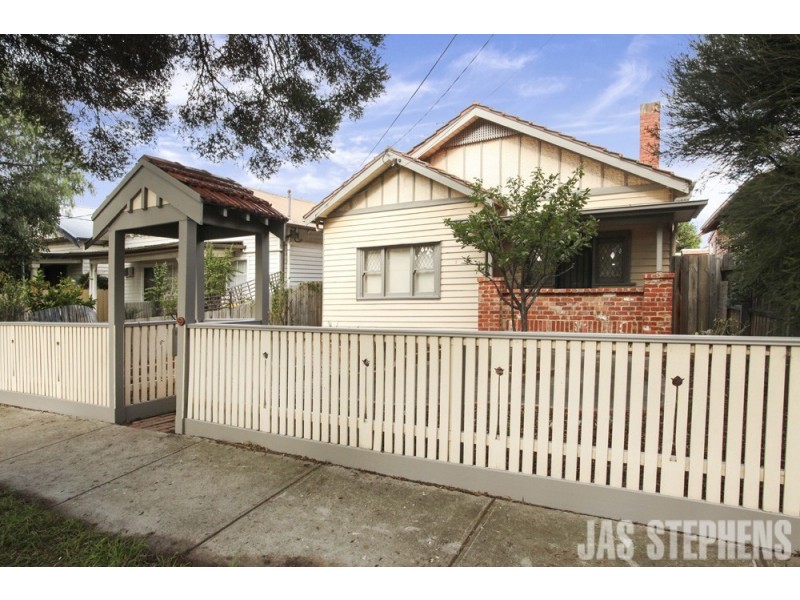 7 Broad Street, West Footscray VIC 3012