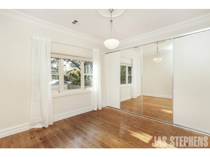 7 Broad Street, West Footscray VIC 3012