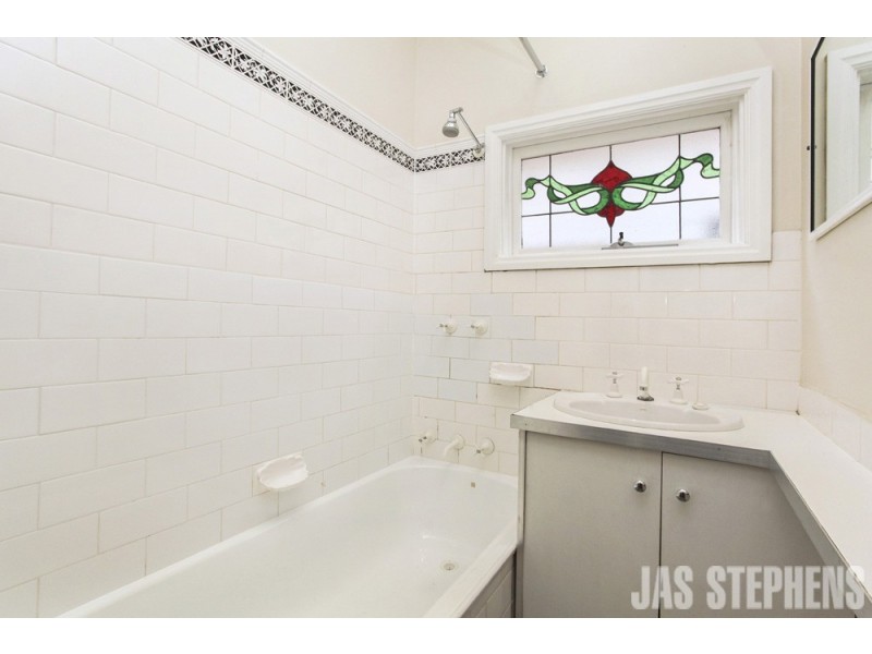 7 Broad Street, West Footscray VIC 3012