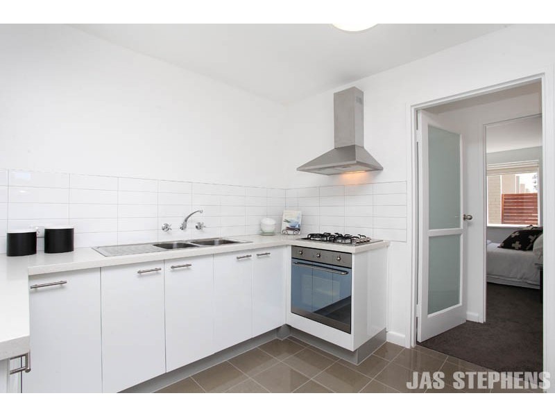 4/5 Wattle Street, West Footscray VIC 3012