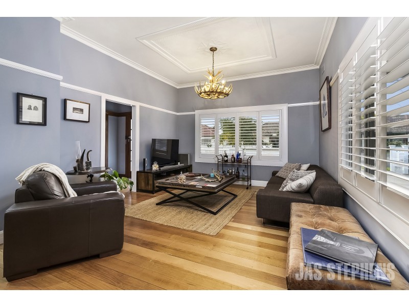 7 Albion Street, Kingsville VIC 3012