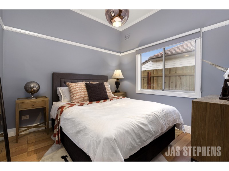 7 Albion Street, Kingsville VIC 3012