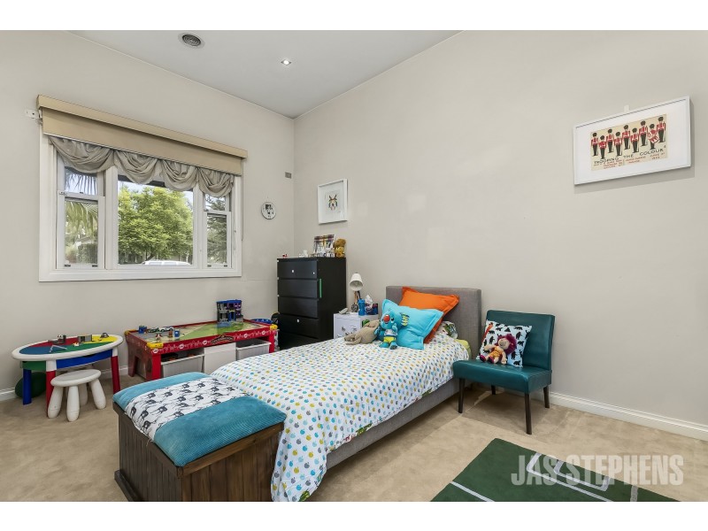 73 Chirnside Street, Kingsville VIC 3012