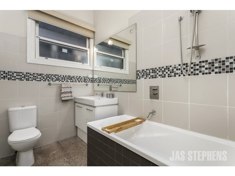 73 Chirnside Street, Kingsville VIC 3012