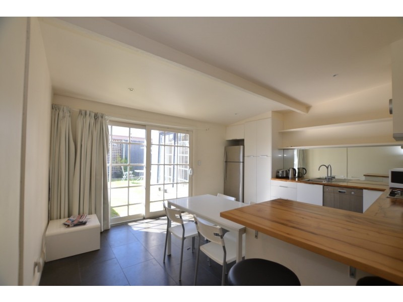 39 Commercial Road, Footscray VIC 3011