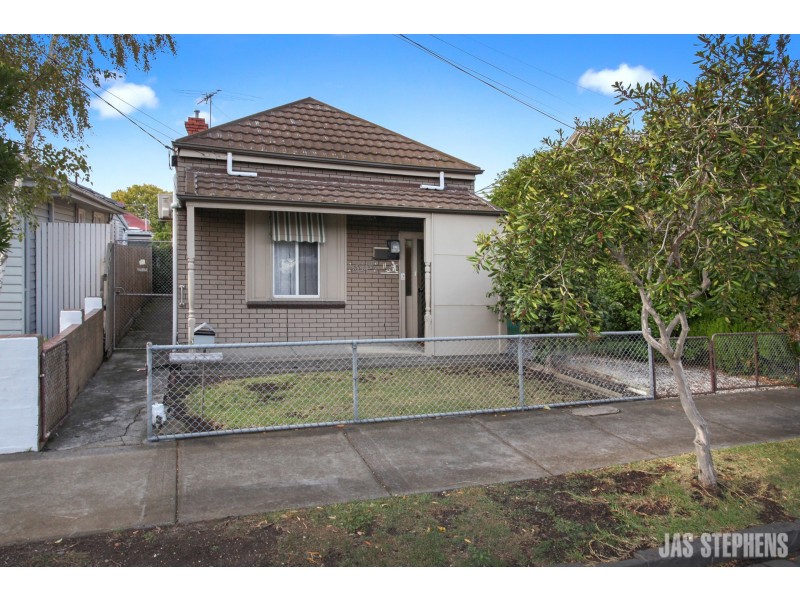 11 Empress Avenue, Kingsville VIC 3012