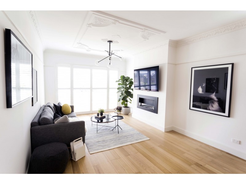 2 Roberts Street, Spotswood VIC 3015