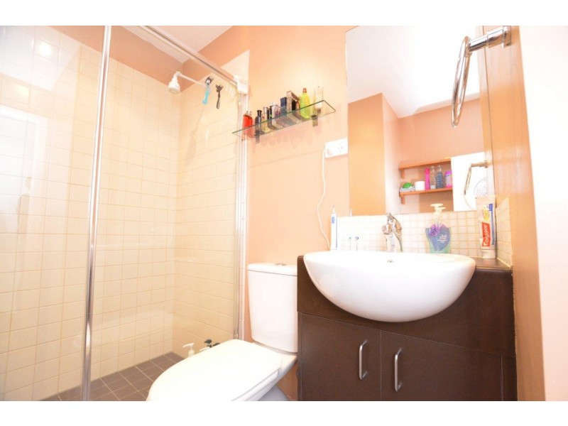 6/77 Victoria Street, Seddon VIC 3011