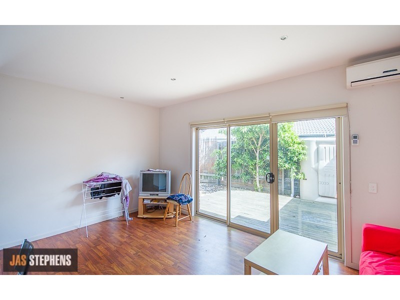 1/136 Churchill Avenue, Braybrook VIC 3019
