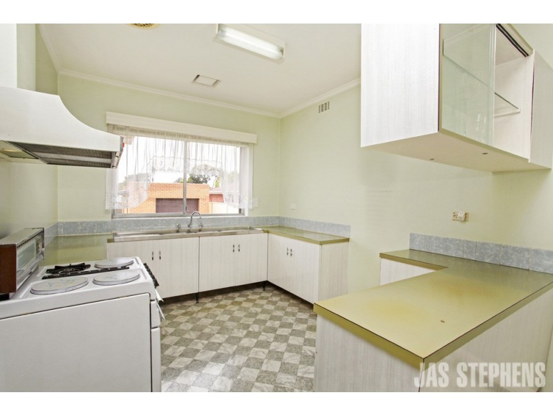 12 Randall Street, Maribyrnong VIC 3032