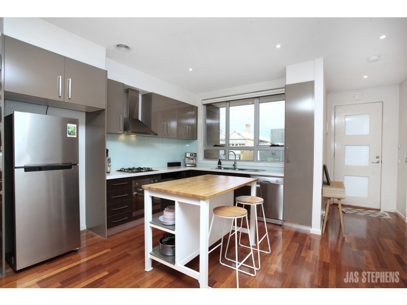 186 Charles Street, Seddon VIC 3011