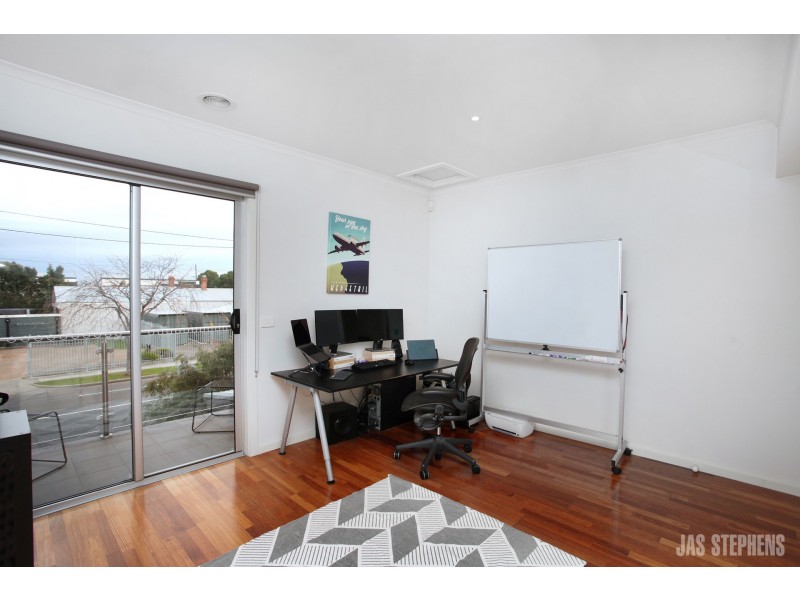 186 Charles Street, Seddon VIC 3011