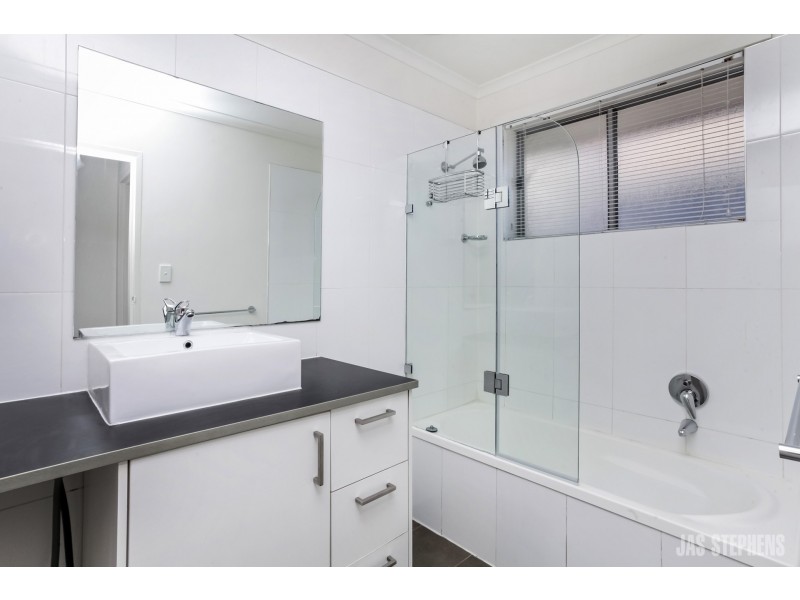 16/705 Barkly Street, West Footscray VIC 3012