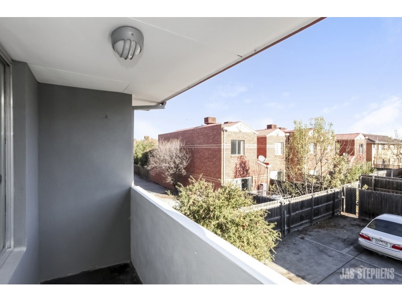 16/705 Barkly Street, West Footscray VIC 3012
