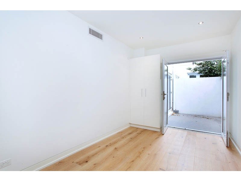 2/24 The Esplanade, Williamstown VIC 3016