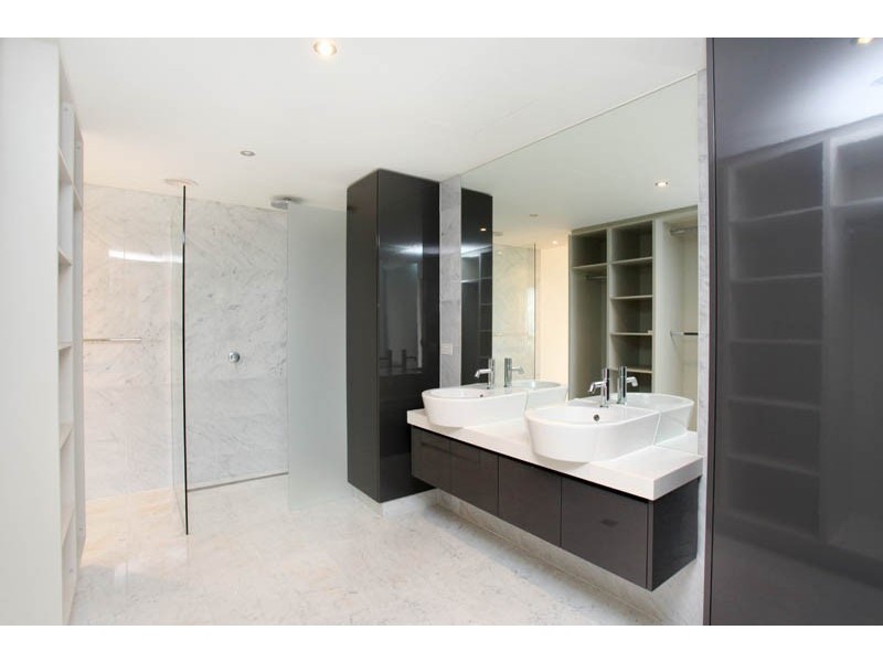 2/24 The Esplanade, Williamstown VIC 3016