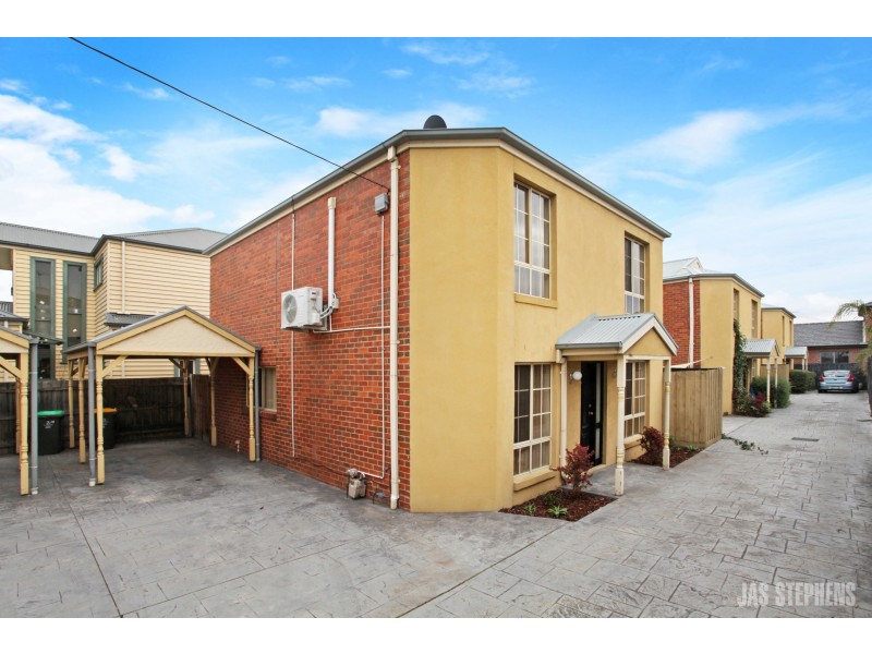 2/60 Kororoit Creek Road, Williamstown VIC 3016