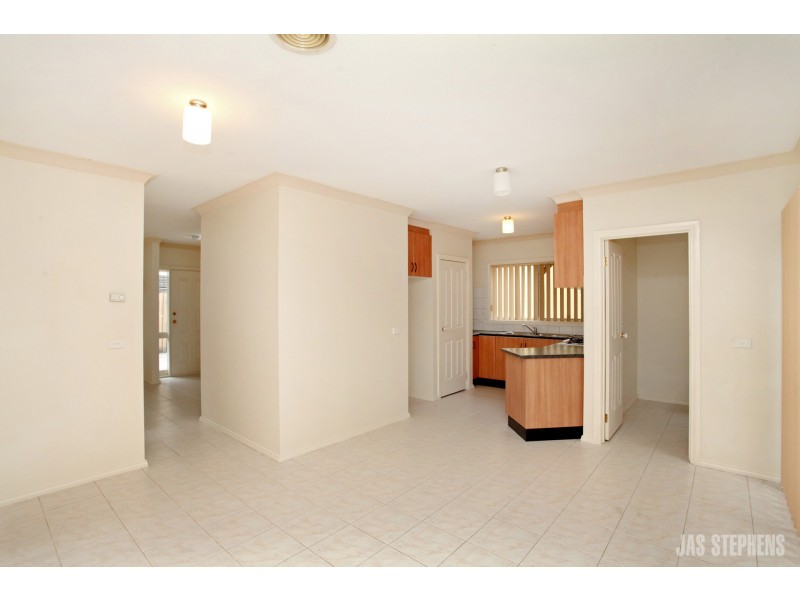 2/60 Kororoit Creek Road, Williamstown VIC 3016