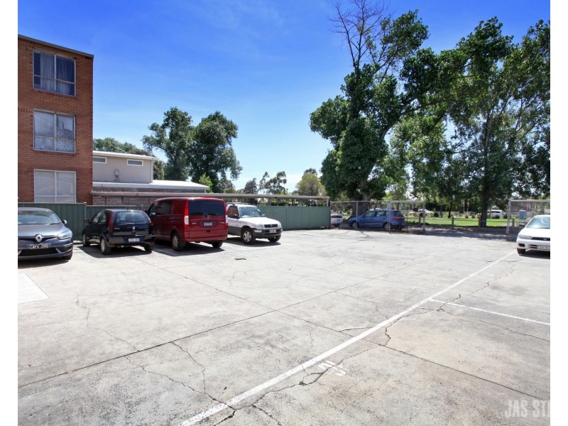 9/17 Kingsville Street, Kingsville VIC 3012