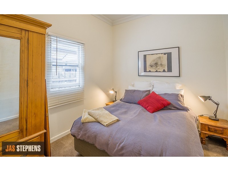 10 Norfolk Street, Maidstone VIC 3012