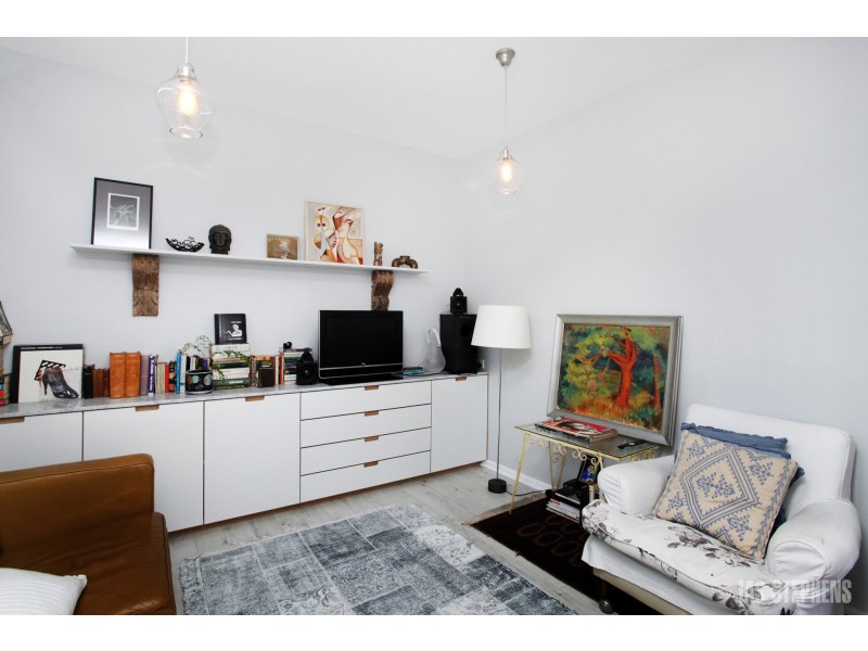 7 Thomson Street, Seddon VIC 3011