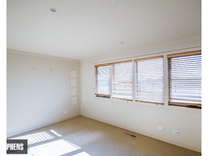 6 Stonehenge Mews, Williamstown VIC 3016