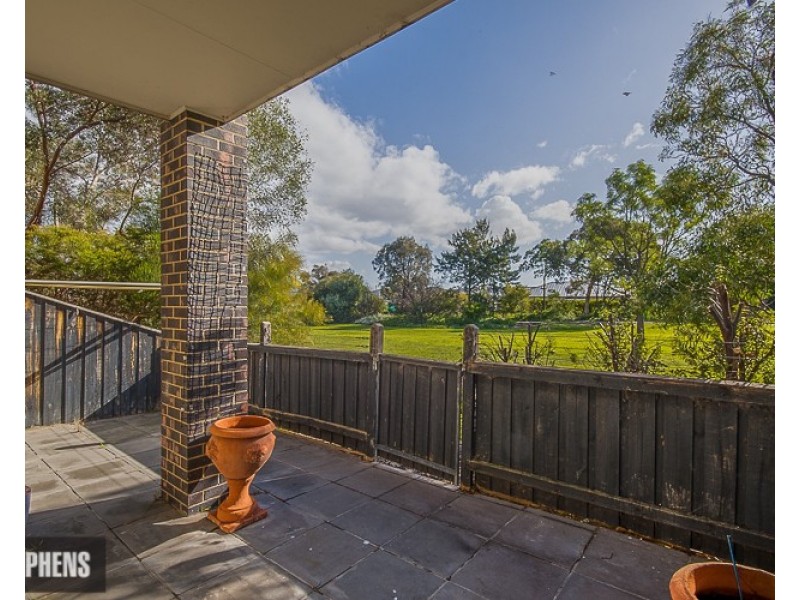 6 Stonehenge Mews, Williamstown VIC 3016