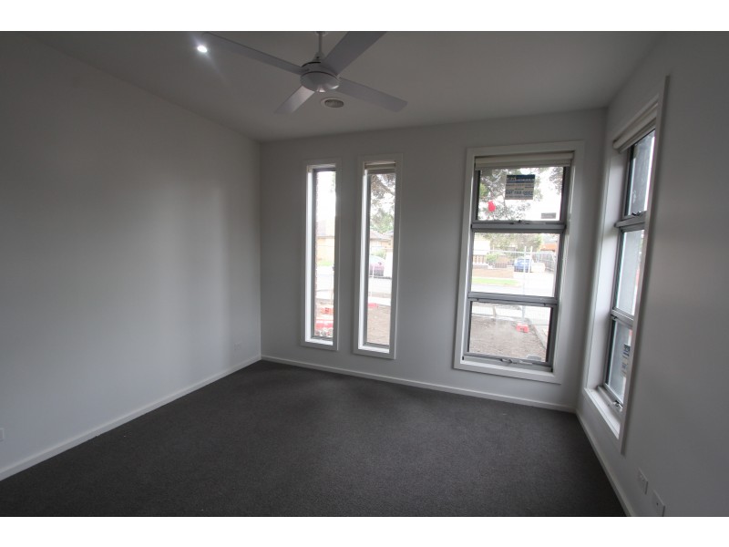 69 Fourth Avenue, Altona North VIC 3025