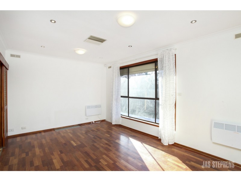 2/81 Alma Street, West Footscray VIC 3012