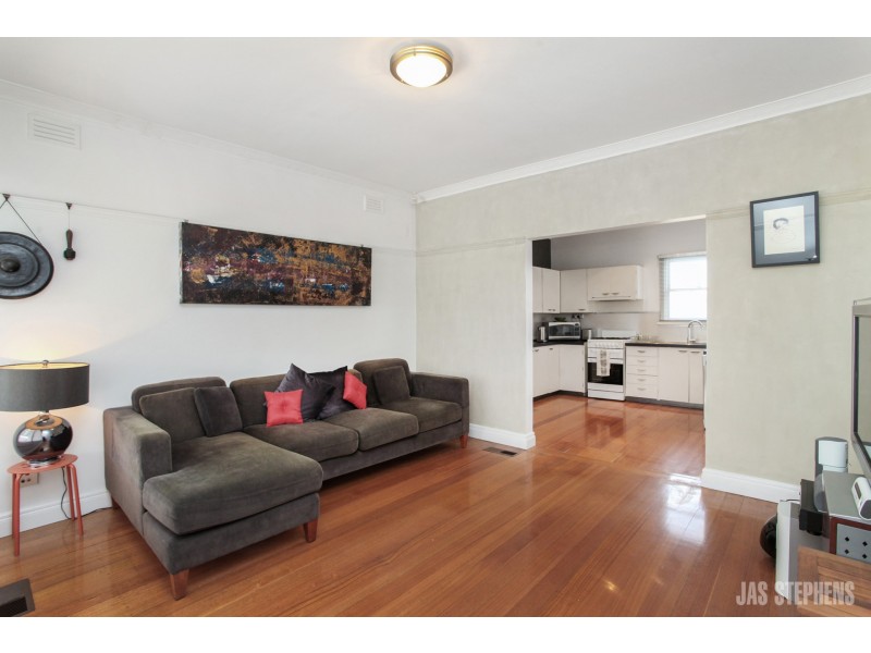 27 St Leonard’s Avenue, Yarraville VIC 3013