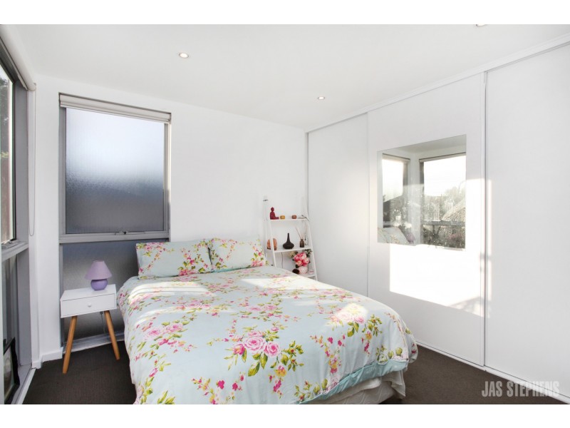 22/53 Whitehall Street, Footscray VIC 3011