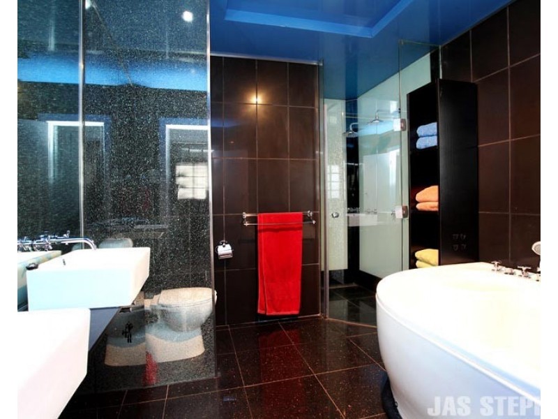 8 Abbott Street, Spotswood VIC 3015