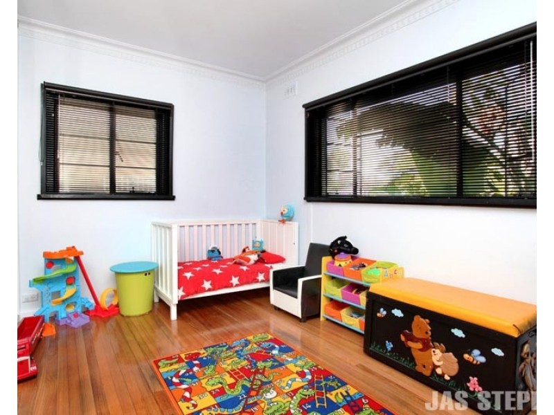 8 Abbott Street, Spotswood VIC 3015