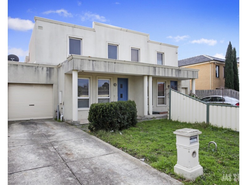 1/12 Taniyha Place, Sunshine North VIC 3020