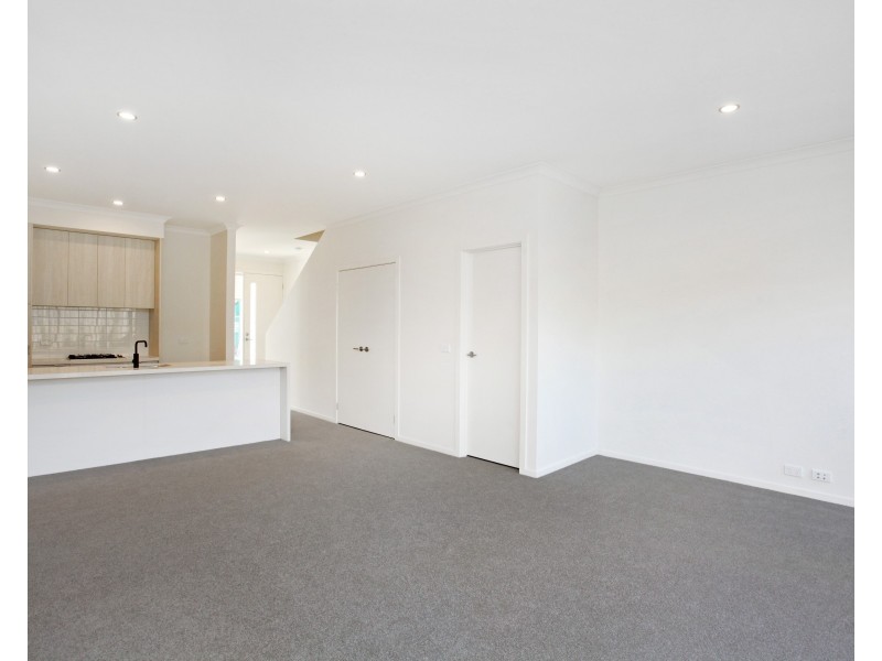 15 Highbury Street, West Footscray VIC 3012